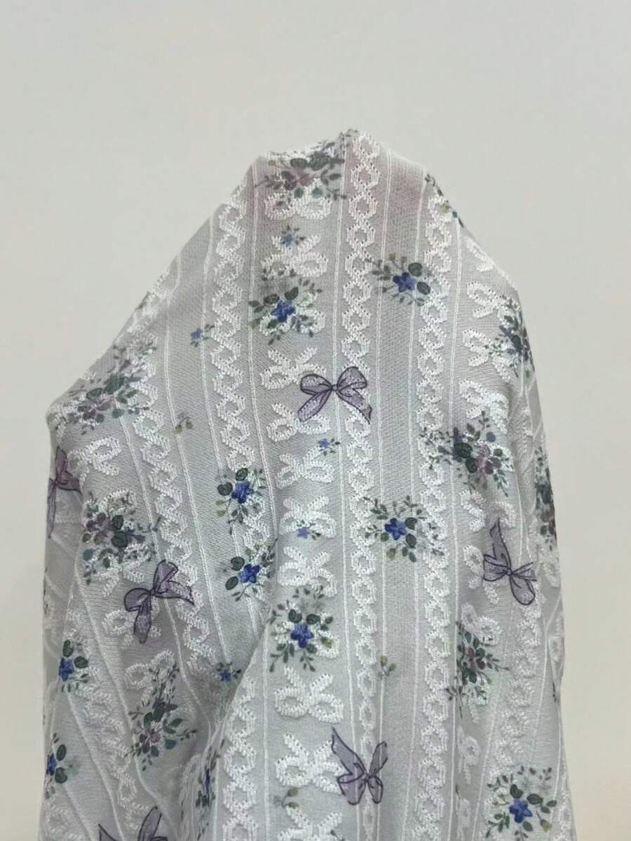 SHEIN CottageSlumber فستان نوم طويل بزخارف زهور وفراشات