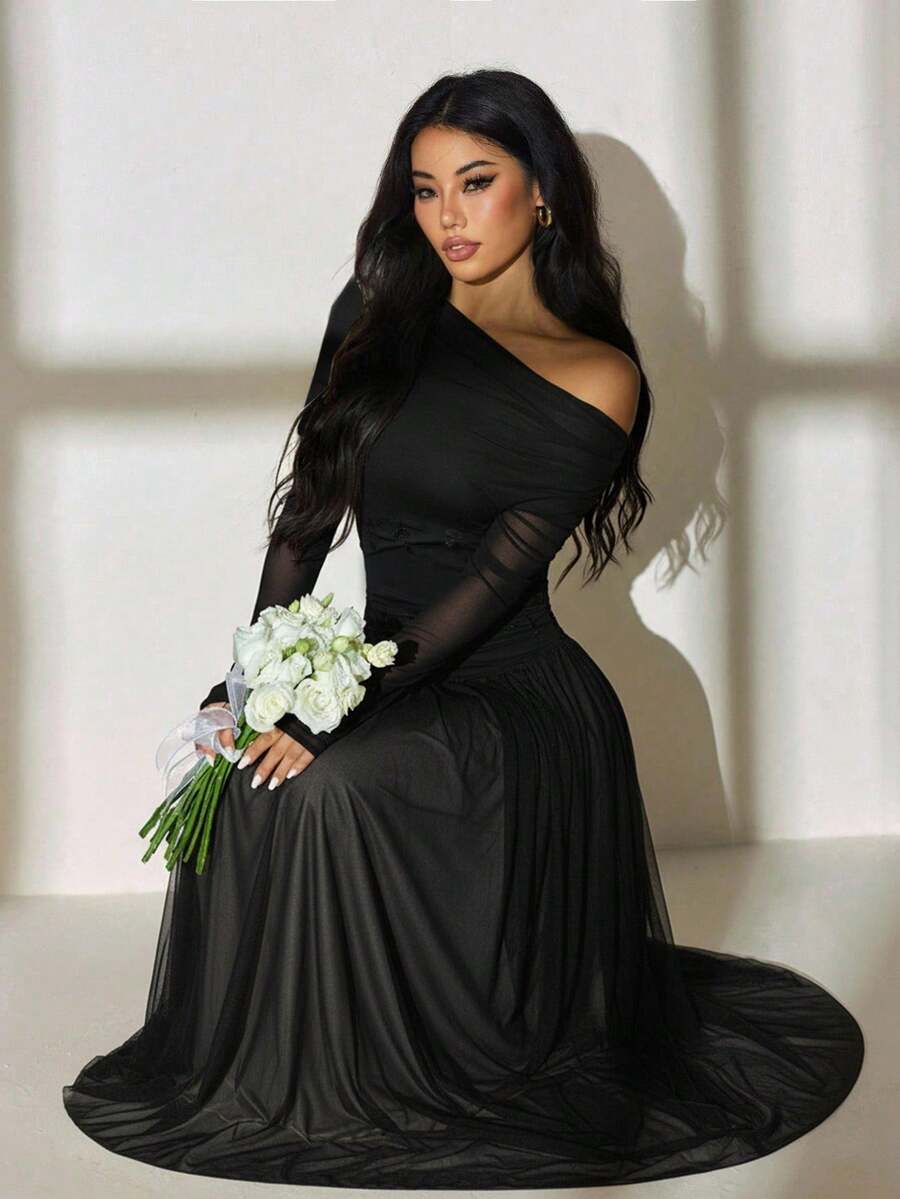 SHEIN PETITE فستان أسود بكتف واحد وذيل غير متماثل