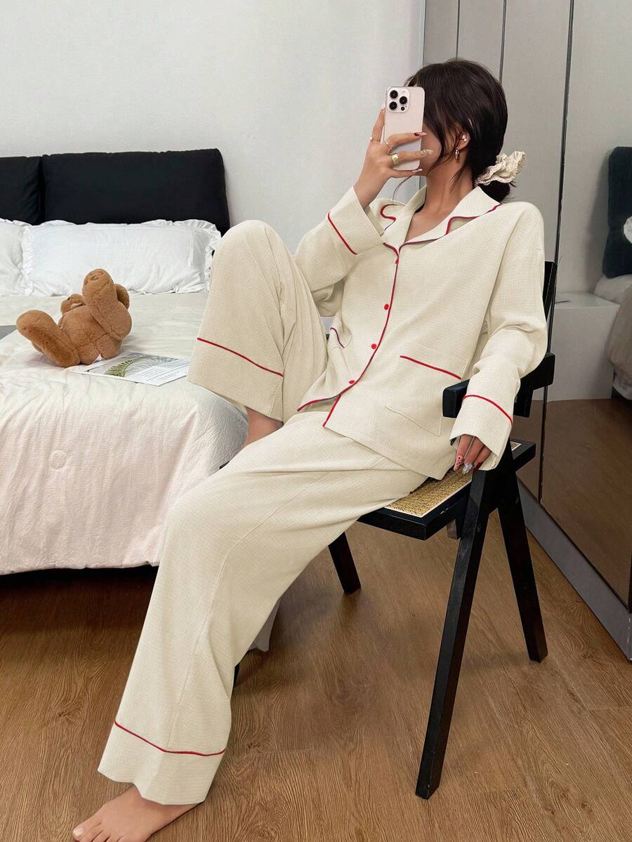 SHEIN طقم بيجامة بياقه مطوية و أكمام طويلة وبنطال