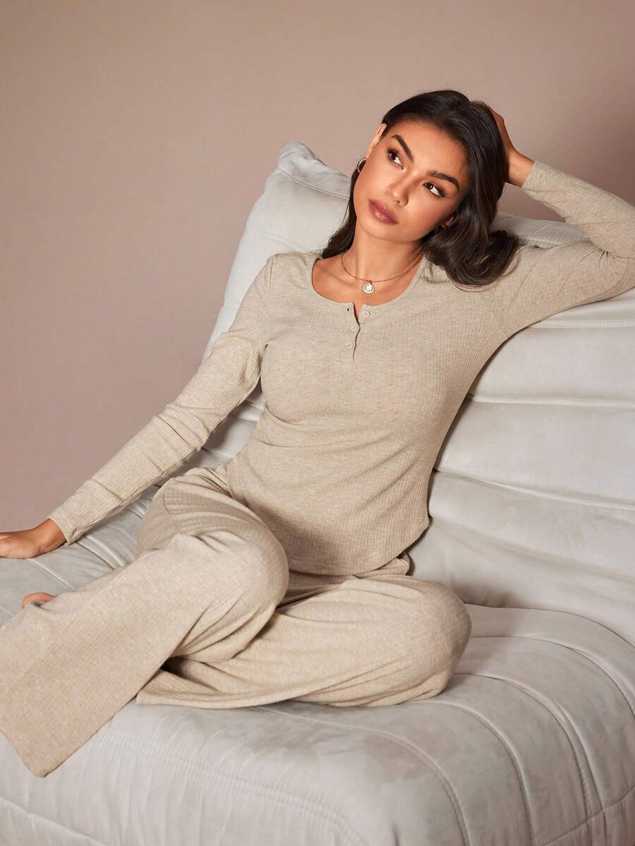 SHEIN Lazeform طقم بيجامة 2 قطعة بلوزة بياقة دائرية وأكمام طويلة وبنطلون