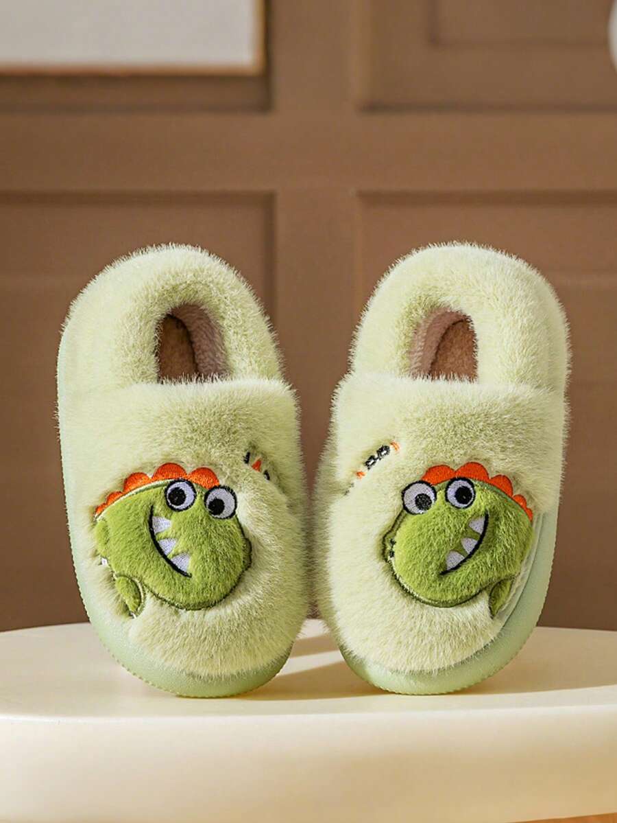 SHEIN زوج أحذية دافئة كرتونية للأطفال من الفليس للأولاد والبنات