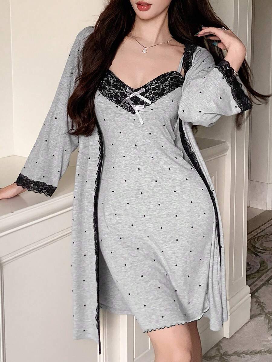 SHEIN DAZY طقم بيجامة رداء وفستان نوم مطبوع بنقاط ودانتيل