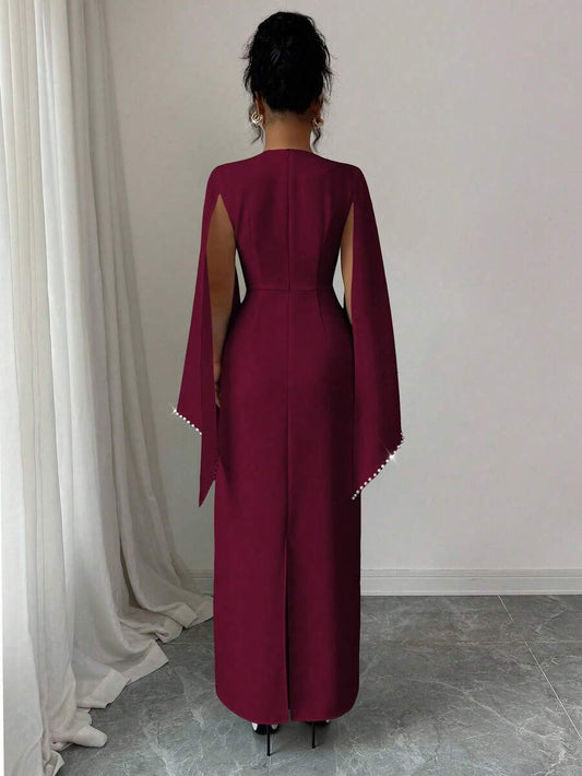SHEIN Elenzga فستان عنابي بخصر ضيق مزين بسلسلة لؤلؤ