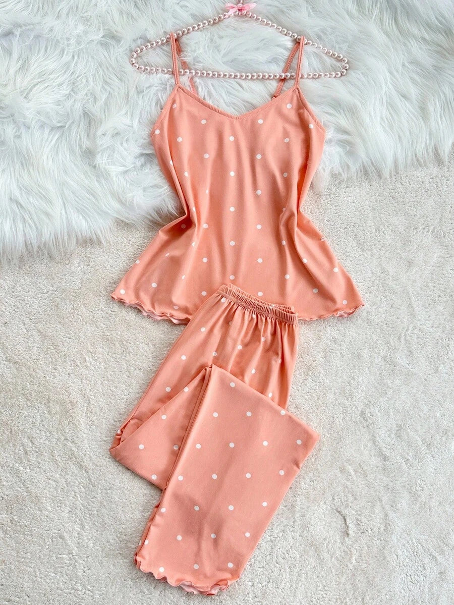 SHEIN طقم بيجامة بطبعة نقاط وحواف كشكش