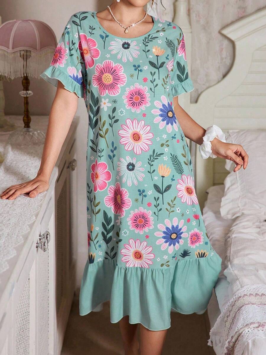 SHEIN CottageSlumber فستان نوم بطبعة زهور وياقة دائرية بأكمام قصيرة