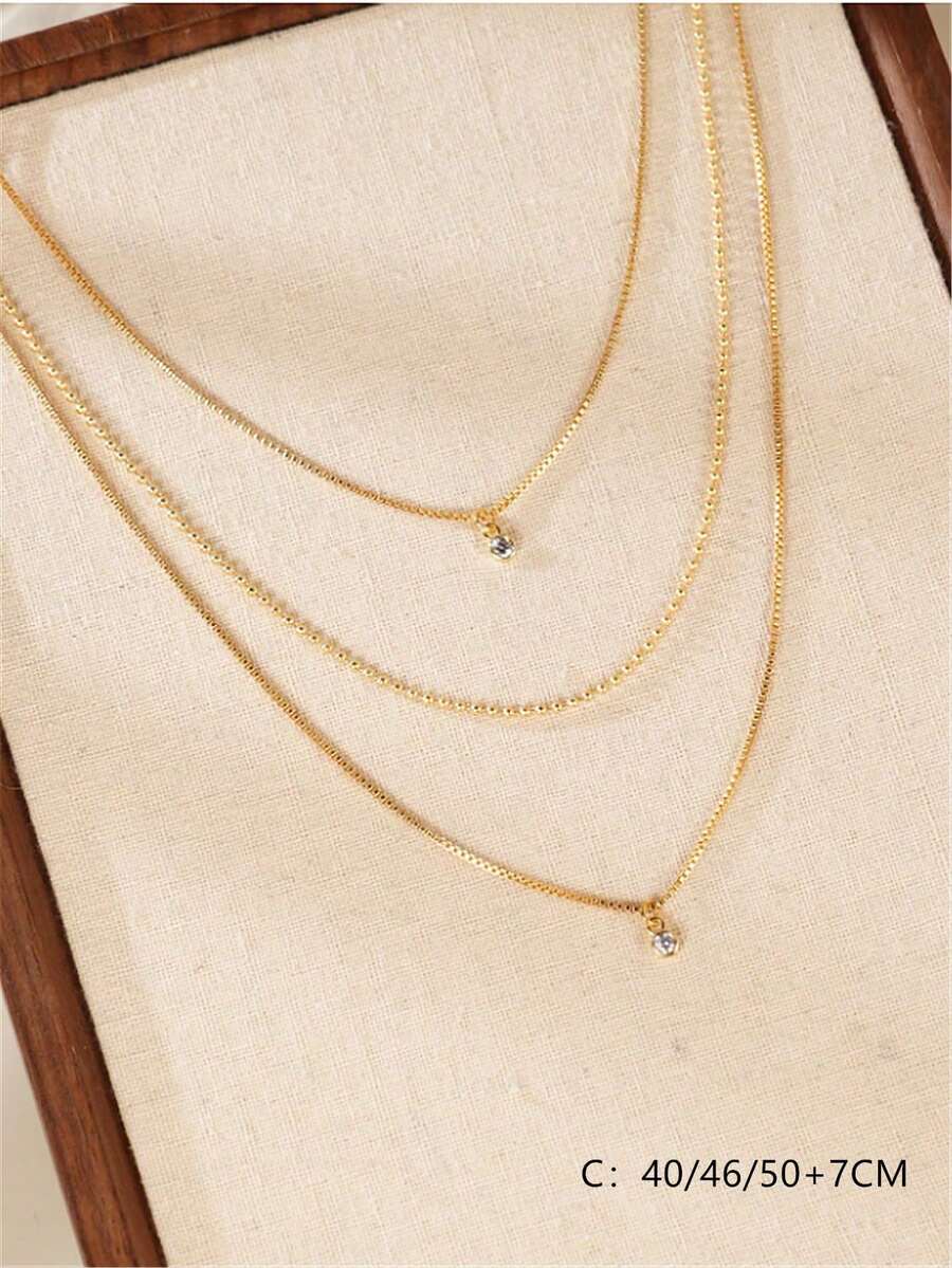 SHEIN قلادة زركونيا مكعبة ذهبية أنيقة