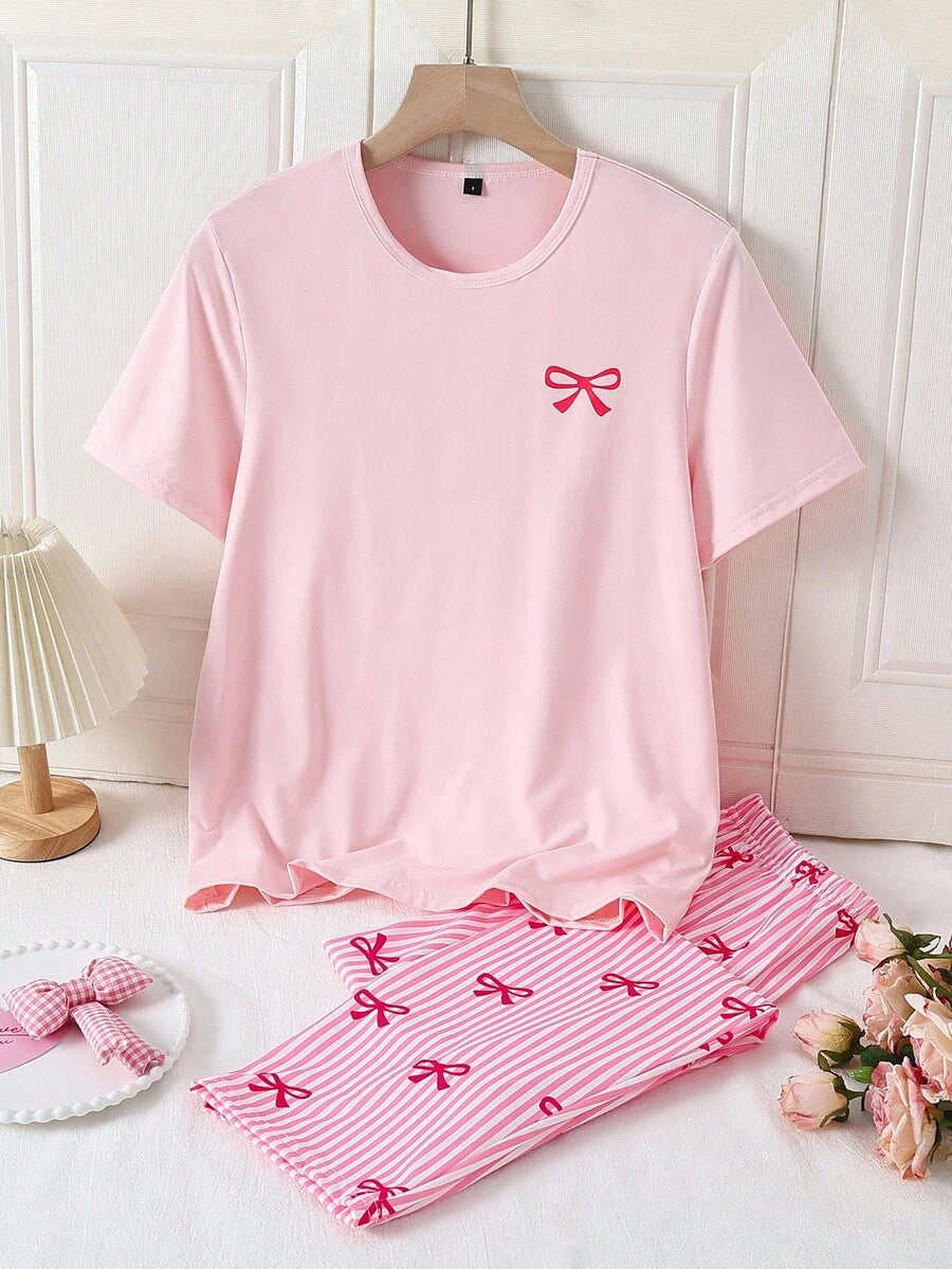 SHEIN طقم بيجامة 2 قطعة بلوزة بتصميم فيونكة وردية وبنطلون مخطط