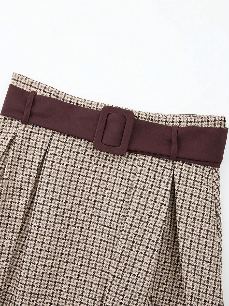 SHEIN تنورة نسائية بنمط مربعات فضفاضة وأنيقة