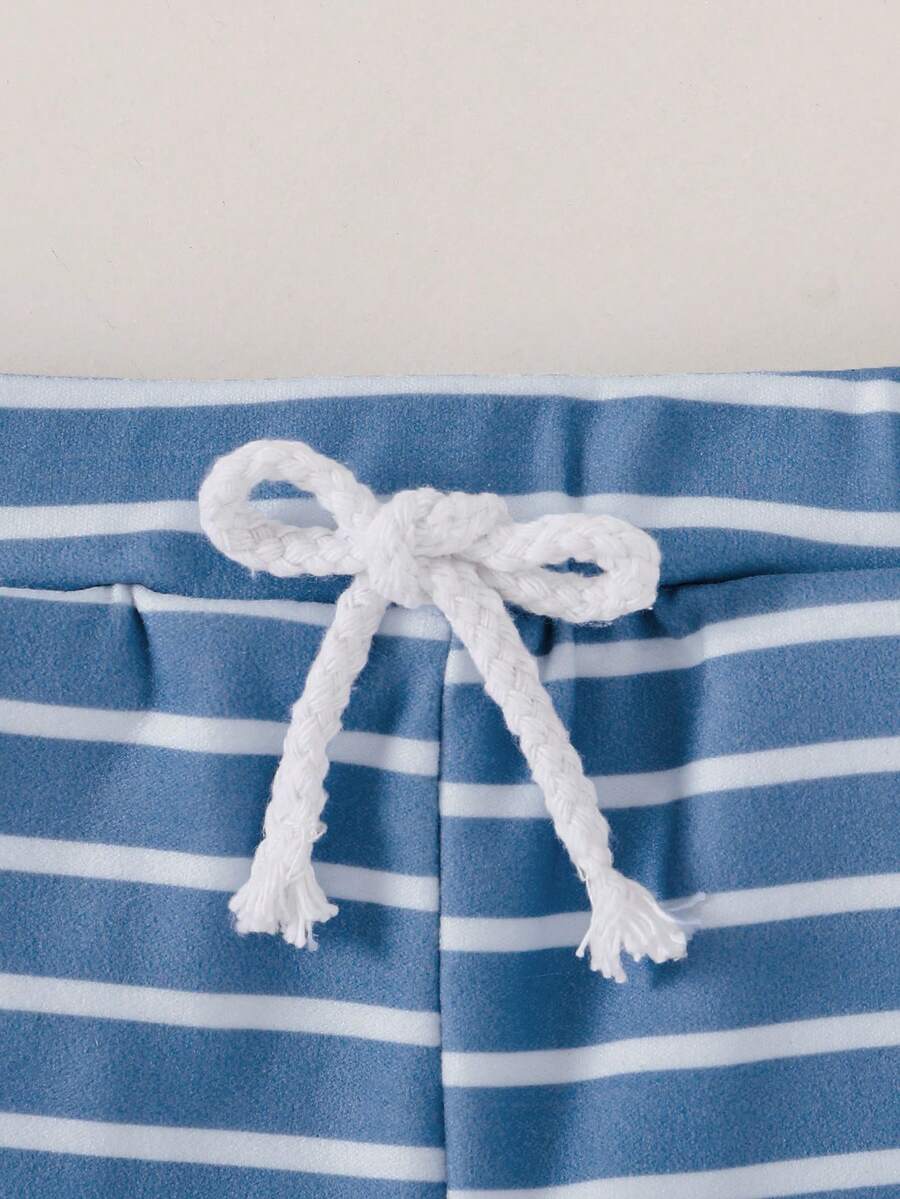 SHEIN طقم أطفال قطعتان بنطال مخطط وسترة بغطاء للرأس