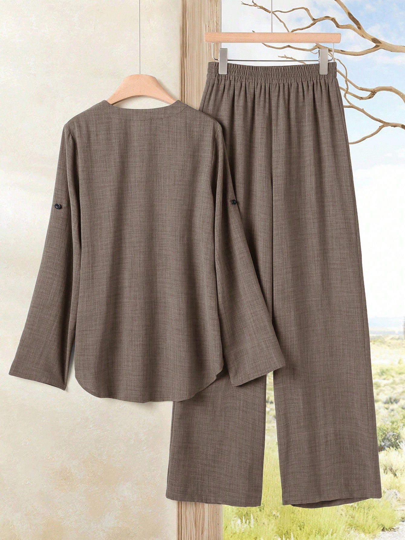 SHEIN Rusticease طقم نسائي كاجوال من قطعتين بياقة V وبنطال واسع
