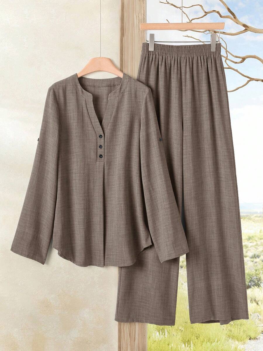 SHEIN Rusticease طقم نسائي كاجوال قطعتين بلوزة بياقة V وبنطال واسع