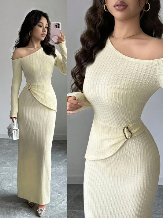 SHEIN Elenzga فستان اصفر بقماش معدني وتصميم لف للخصر