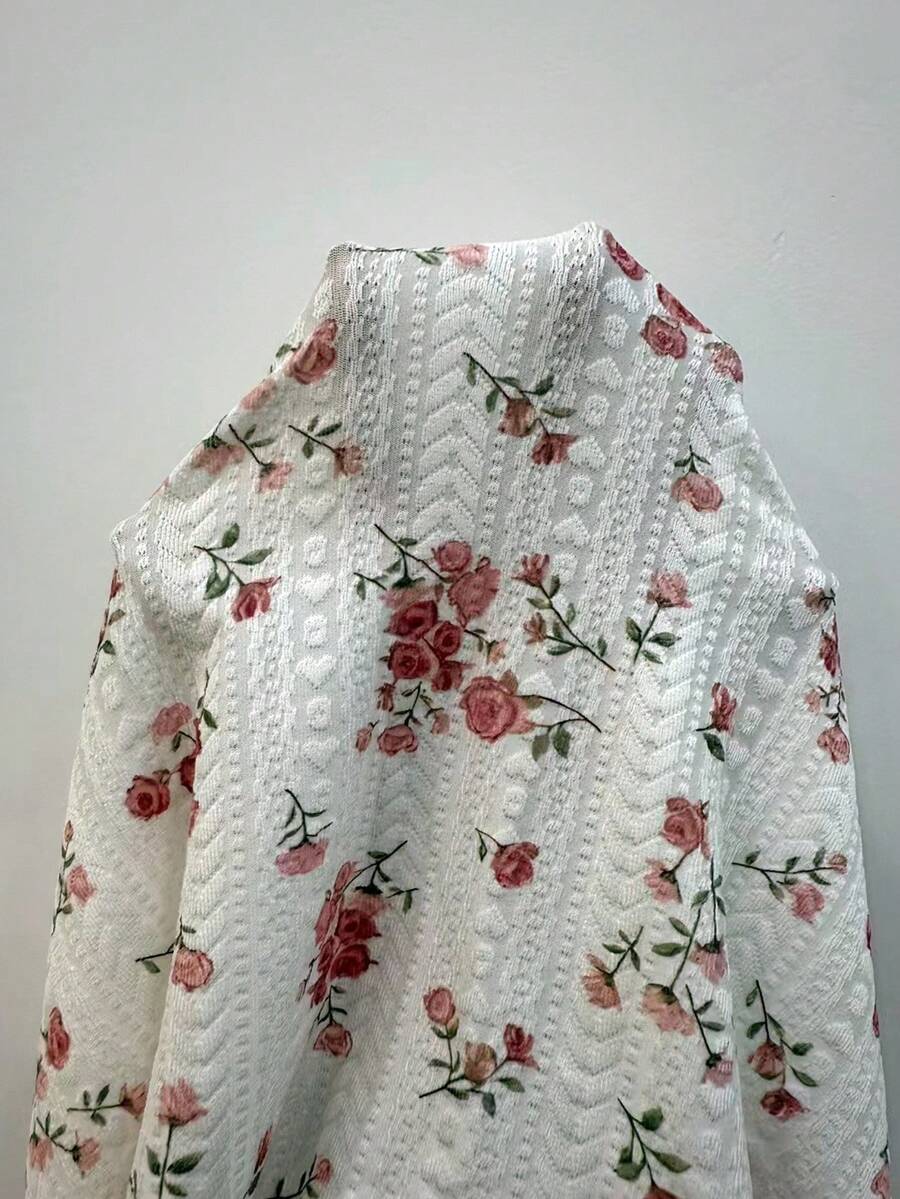 SHEIN CottageSlumber U بوديسوت نوم جاكار وردي بظهر مكشوف وياقة