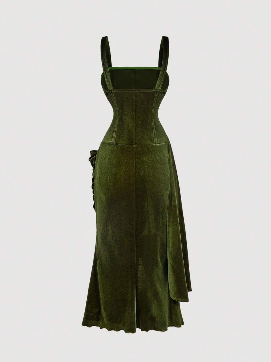SHEIN MOD فستان مخمل أنيق بطابع فينتاج