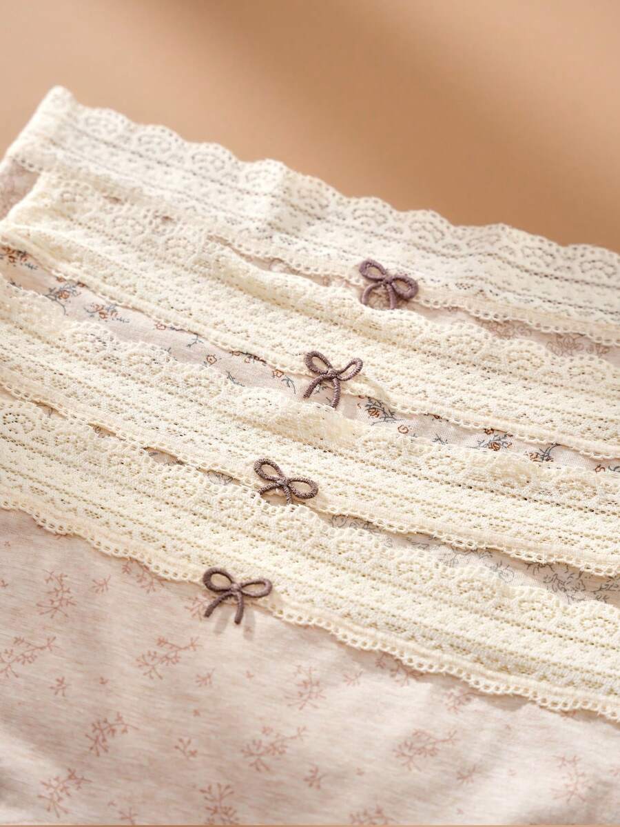 SHEIN طقم 4 سراويل قطنية مريحة بطبعة زهور مزينة بفيونكة