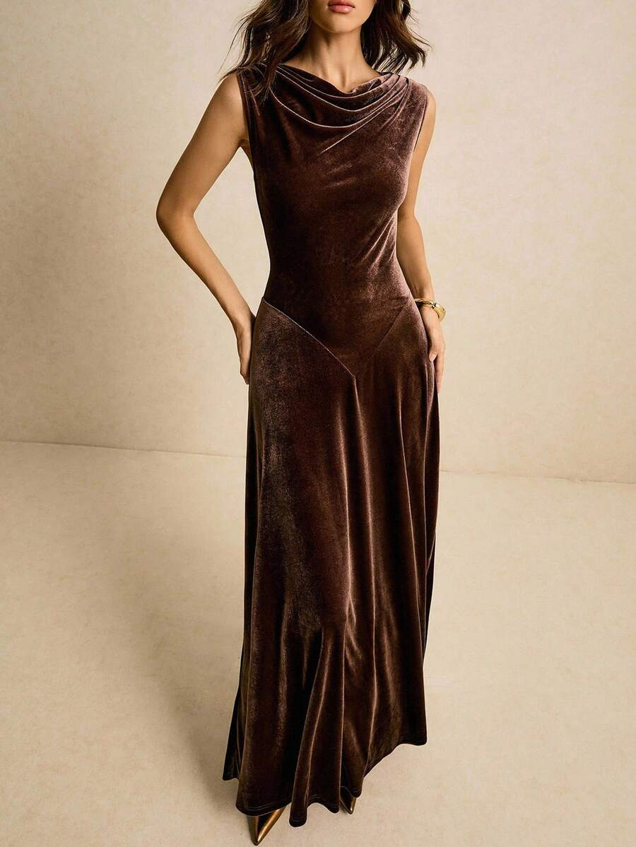 SHEIN Poéselle فستان بني أنيق بياقة عميقة وبدون أكمام