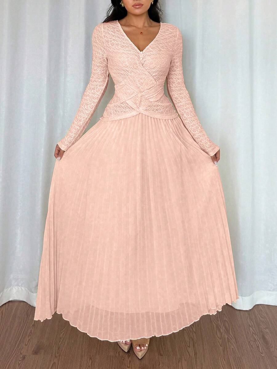 SHEIN Islaluna فستان وردي بأزرار زخرفية وطيات متقاطعة على الذيل