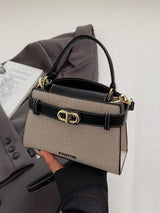 SHEIN حقيبة يد صغيرة عصرية