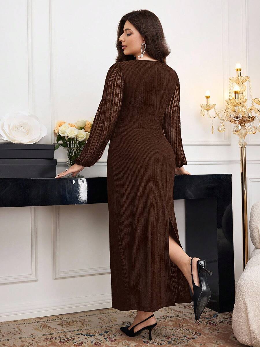 SHEIN Modelyn فستان بني طويل الأكمام أنيق بتصميم شبكي