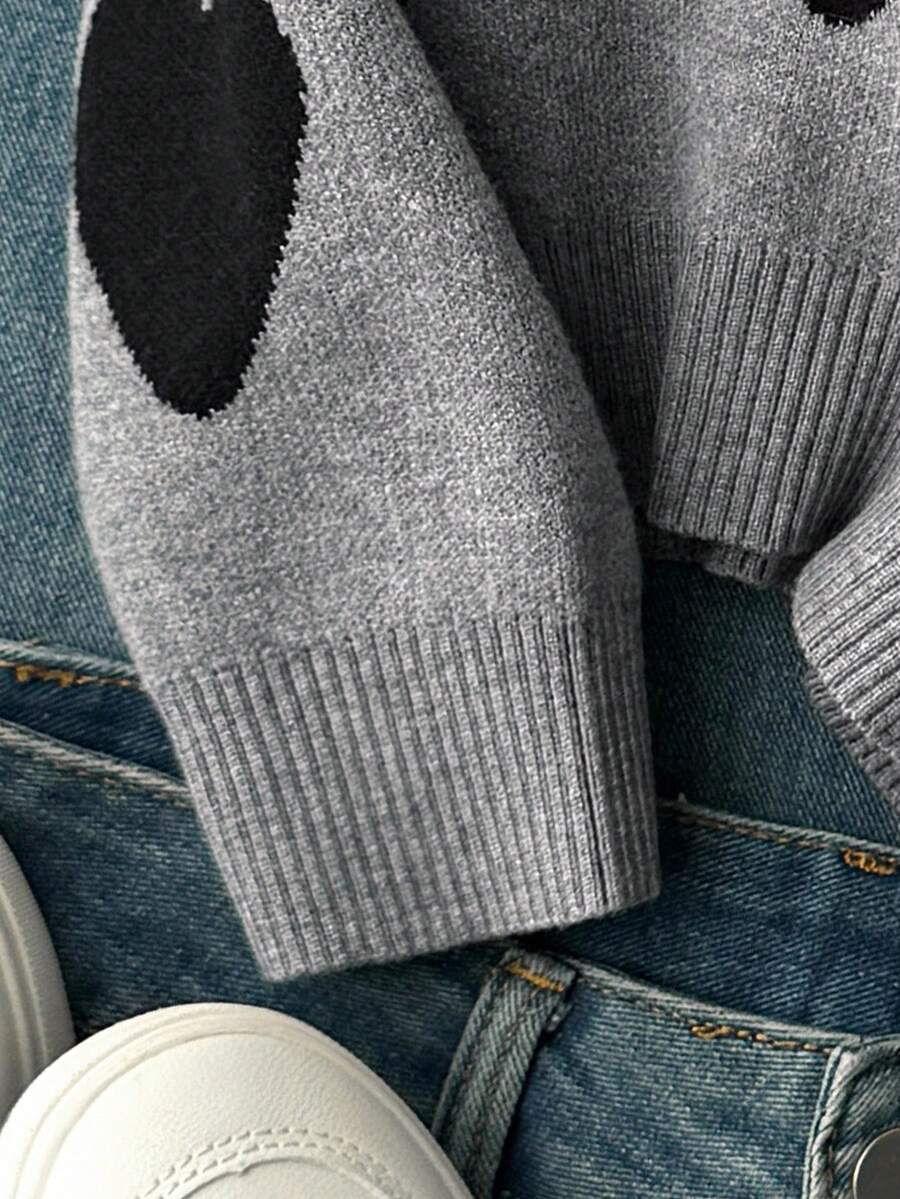 SHEIN كنزة صوفية مطرزة بنمط قلب للفتيات بأكمام طويلة