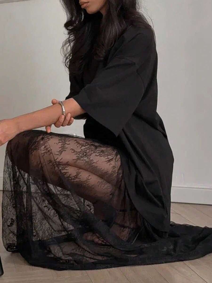 SHEIN فستان أسود محبوك بتفاصيل دانتيل وأكمام قصيرة