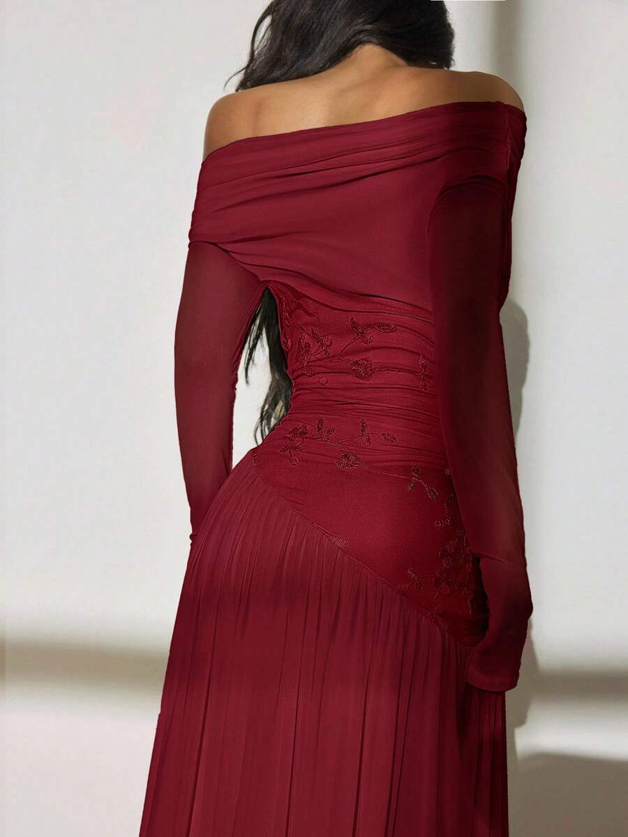 SHEIN PETITE فستان عنابي بأكمام طويلة وتطريز شبكي ضيق