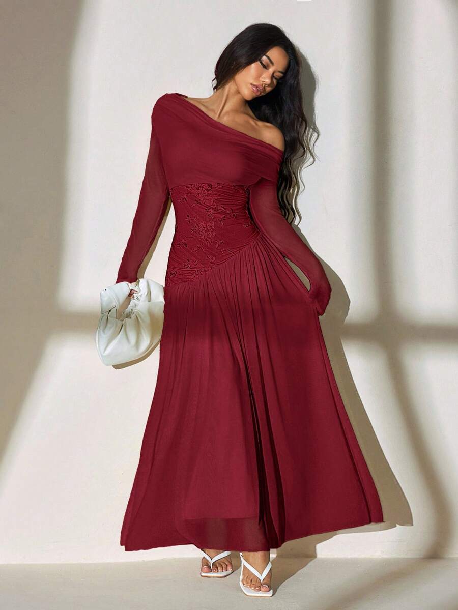 SHEIN PETITE فستان عنابي بأكمام طويلة وتطريز شبكي ضيق
