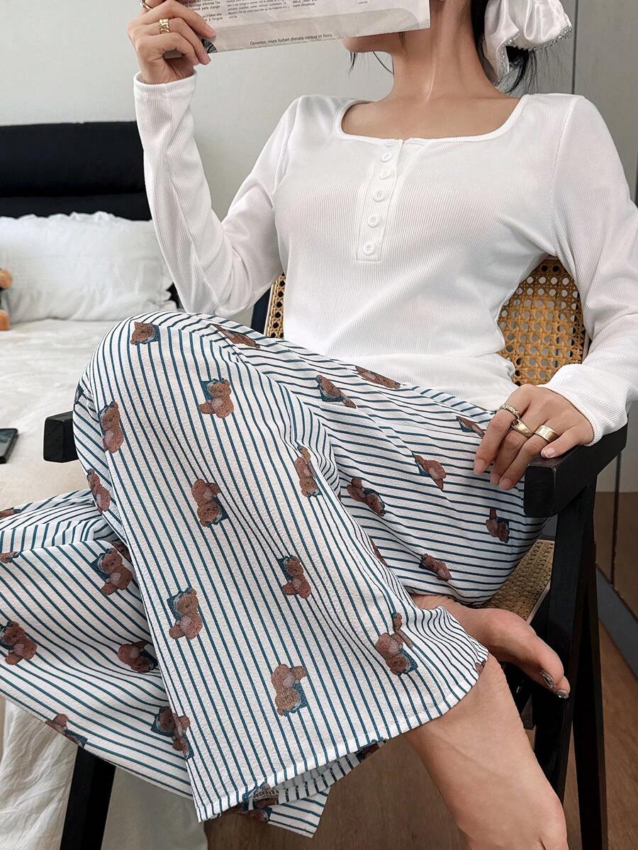 SHEIN Dream Adore طقم بيجامة بياقة مربعة وأزرار وبنطال واسع بطبعة دب