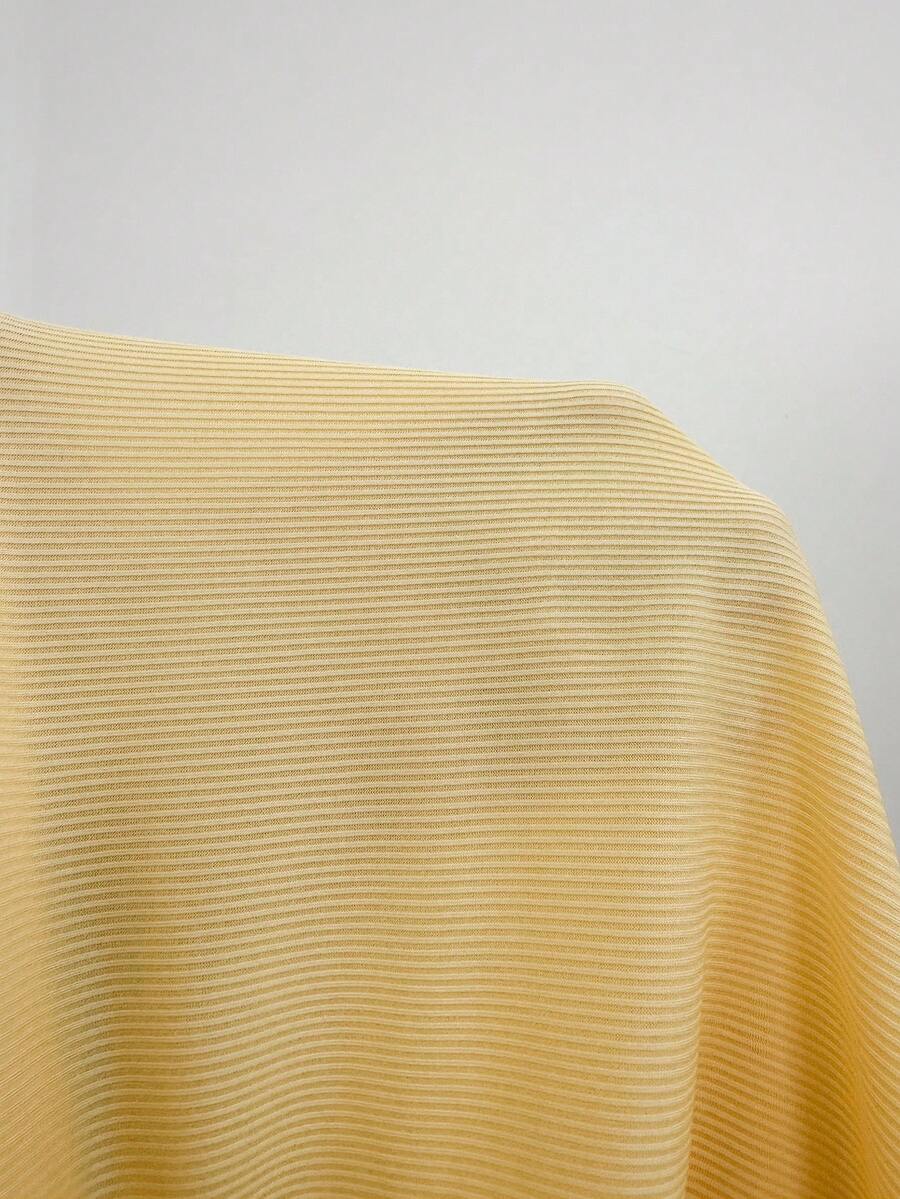 SHEIN Dream Adore فستان نوم أصفر بياقة مربعة بقماش محبوك ودانتيل