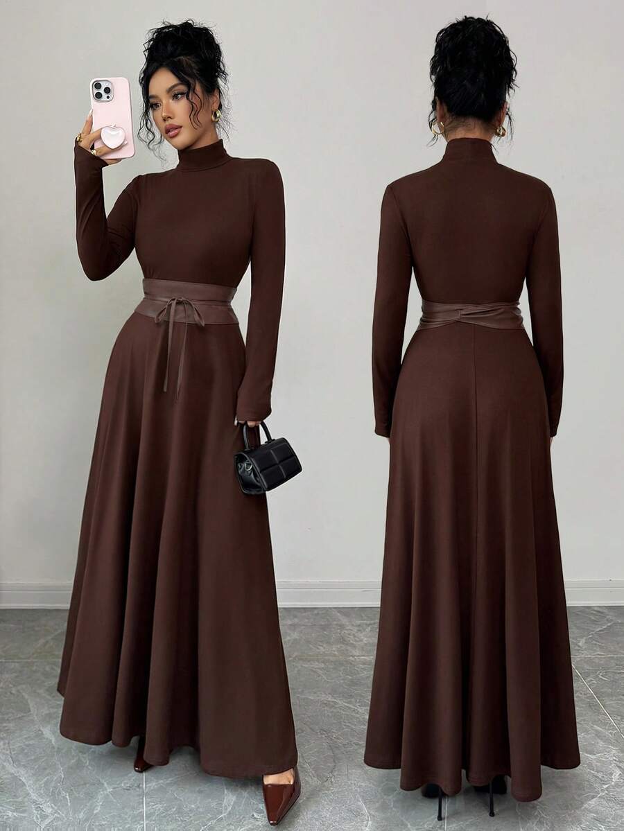 SHEIN Elenzya فستان بني محبوك طويل بياقة نصف عالية وحزام خصر