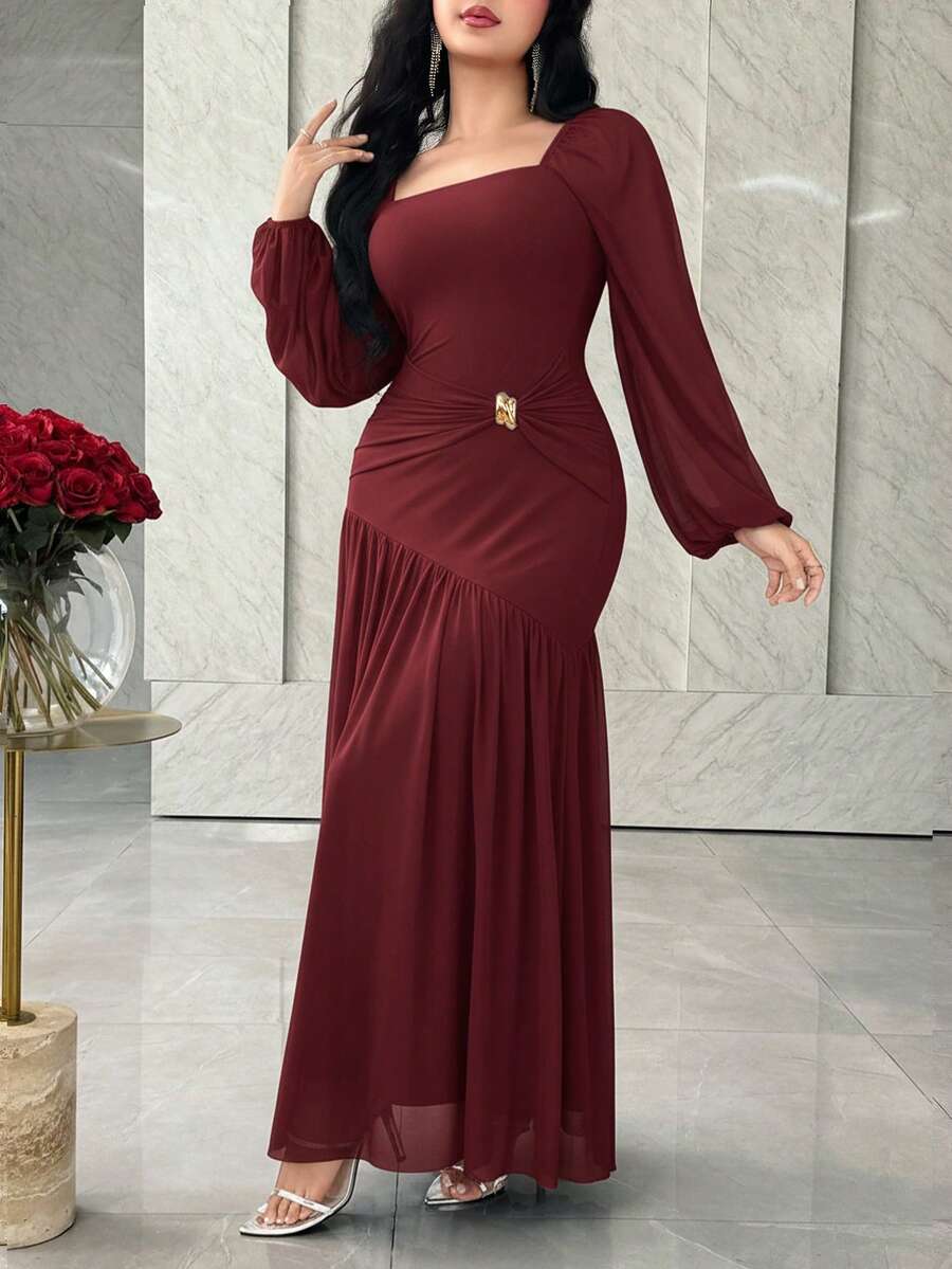 SHEIN Feyla فستان عنابي بياقة مربعة وطيات