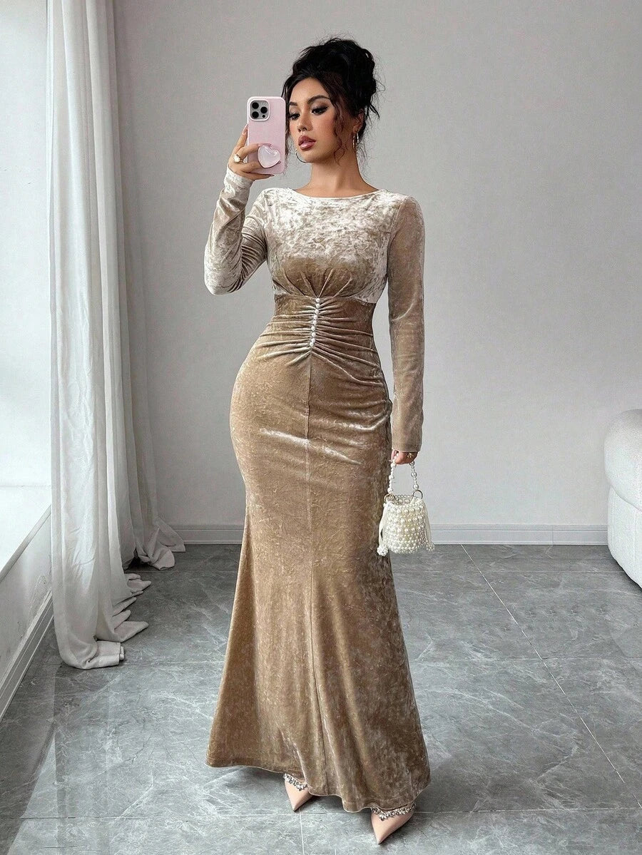 SHEIN Elenzga فستان ميدي من الفيلكت