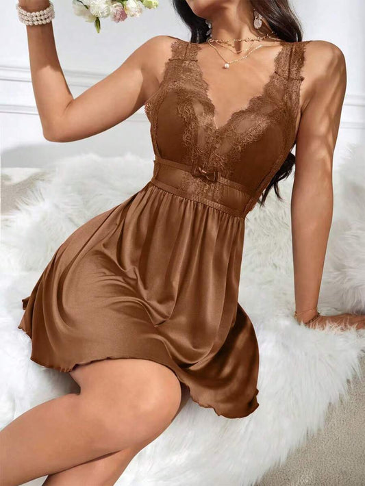 SHEIN فستان نوم بلا أكمام بفتحة خلفية ودانتيل