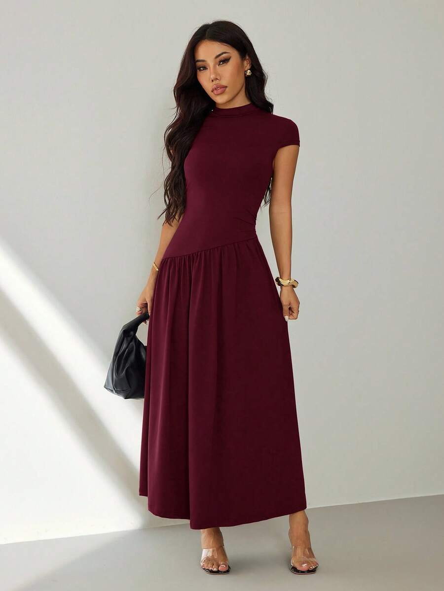 SHEIN PETITE فستان بياقة عالية وأكمام طويلة بلون أحمر بنفسجي