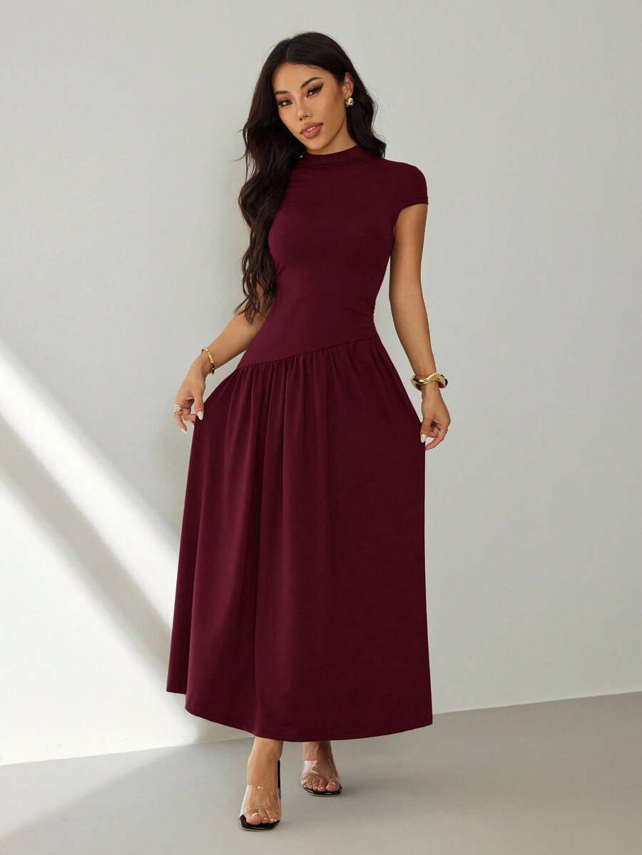 SHEIN PETITE فستان بياقة عالية وأكمام طويلة بلون أحمر بنفسجي