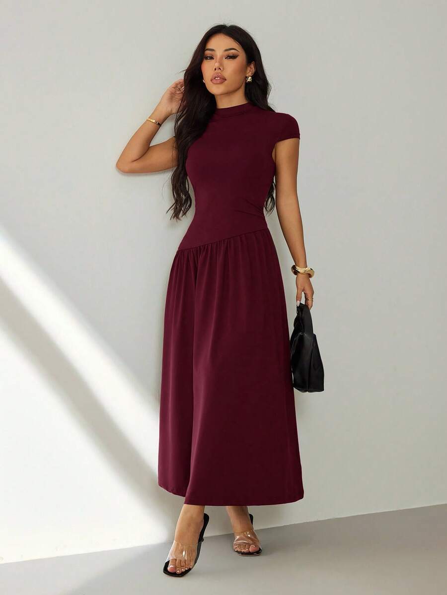 SHEIN PETITE فستان بياقة عالية وأكمام طويلة بلون أحمر بنفسجي