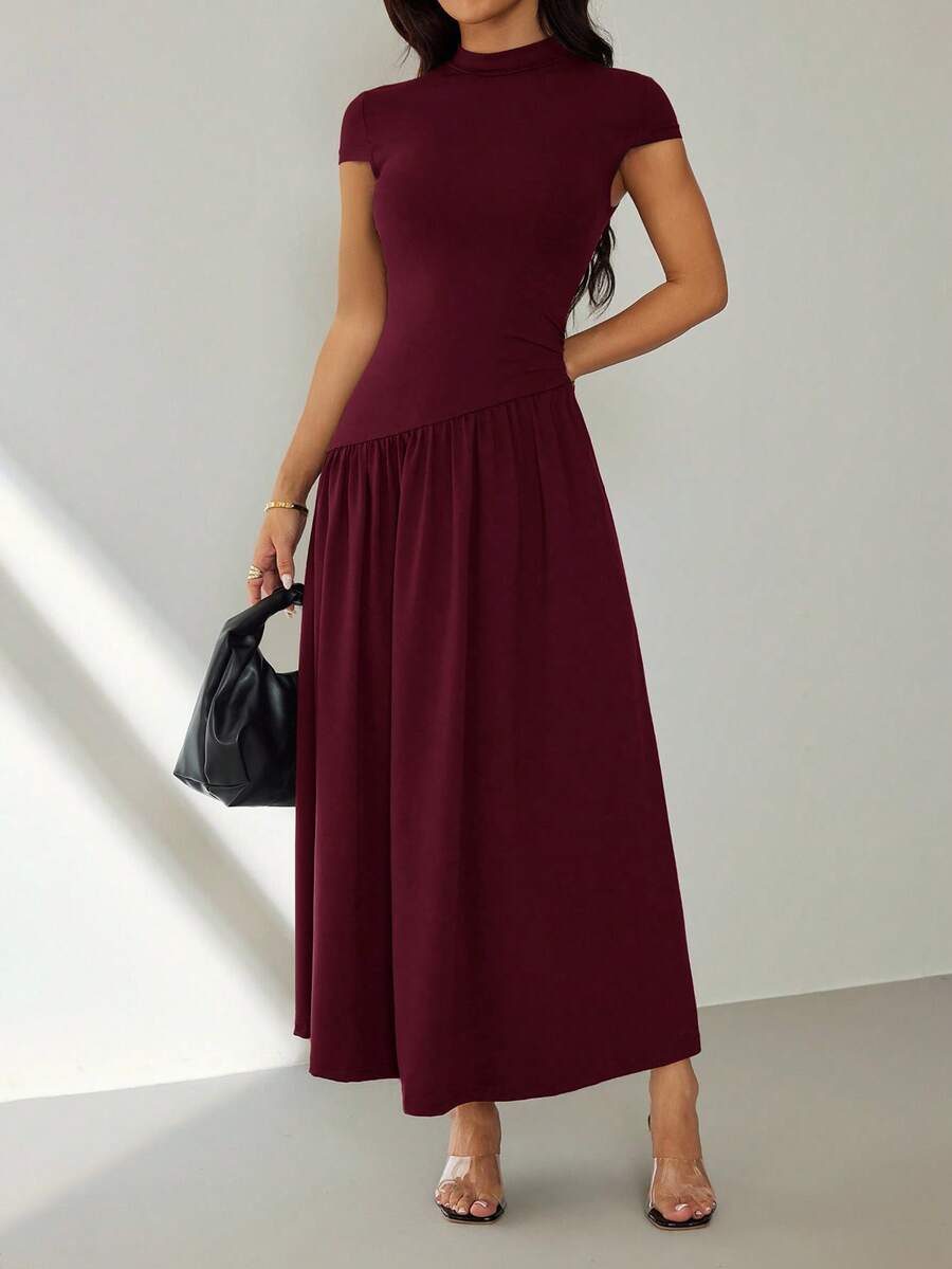 SHEIN PETITE فستان بياقة عالية وأكمام طويلة بلون أحمر بنفسجي