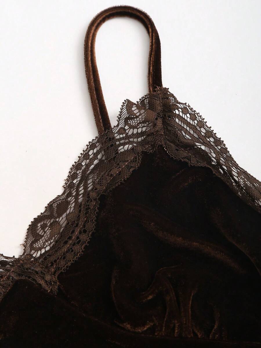 SHEIN Sweetra تنورة ضيقة مخصرة من فيلكرو ودانتيل بياقة