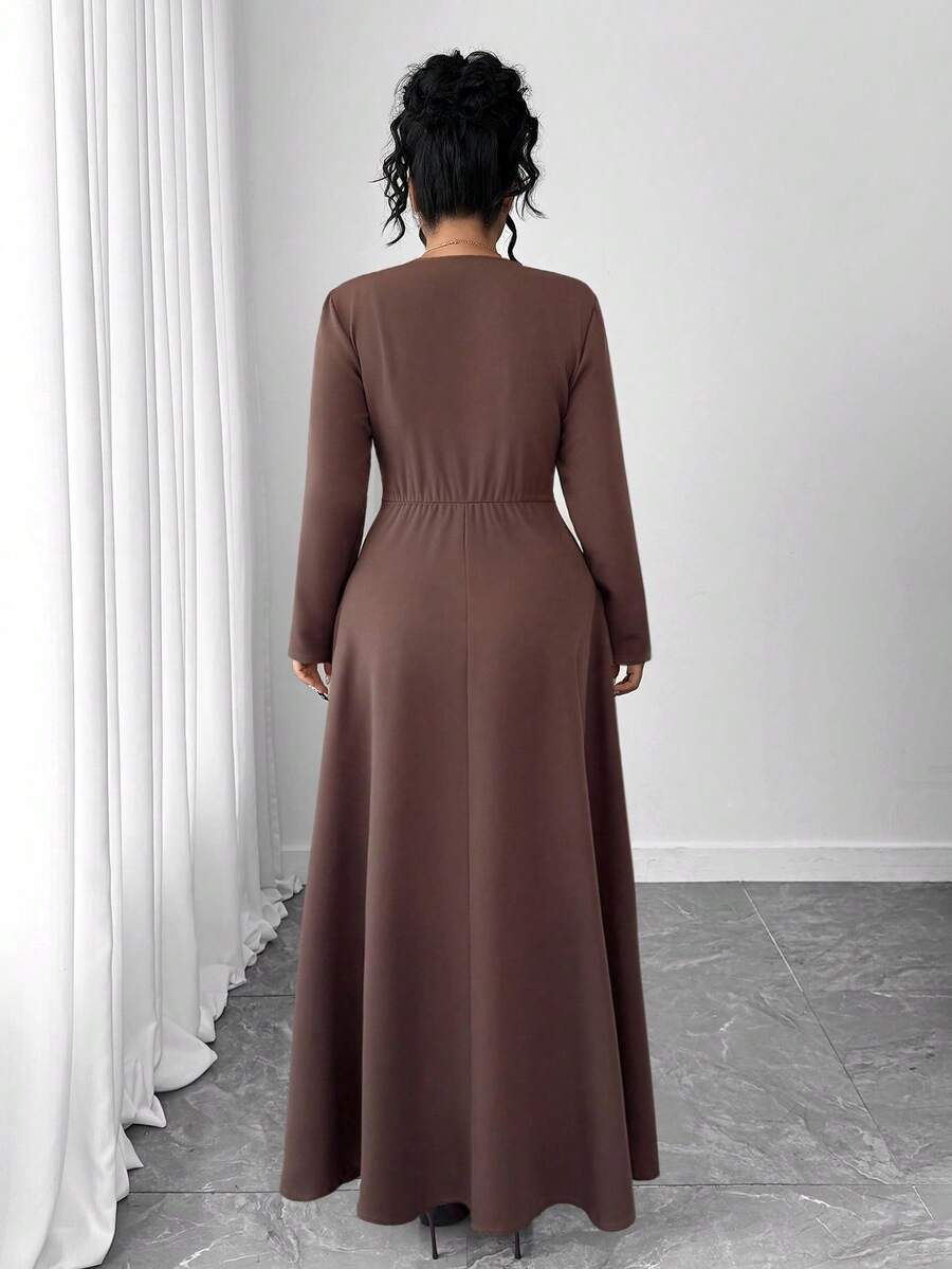 SHEIN Elenzga فستان بني بخصر مشدود للمقاسات الكبيرة