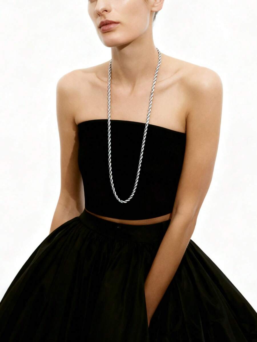 SHEIN قلادة سلسلة ستانلس ستيل بسيطة مقاومة للبهتان