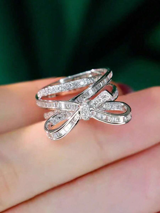 SHEIN خاتم زركونيا فاخر للنساء