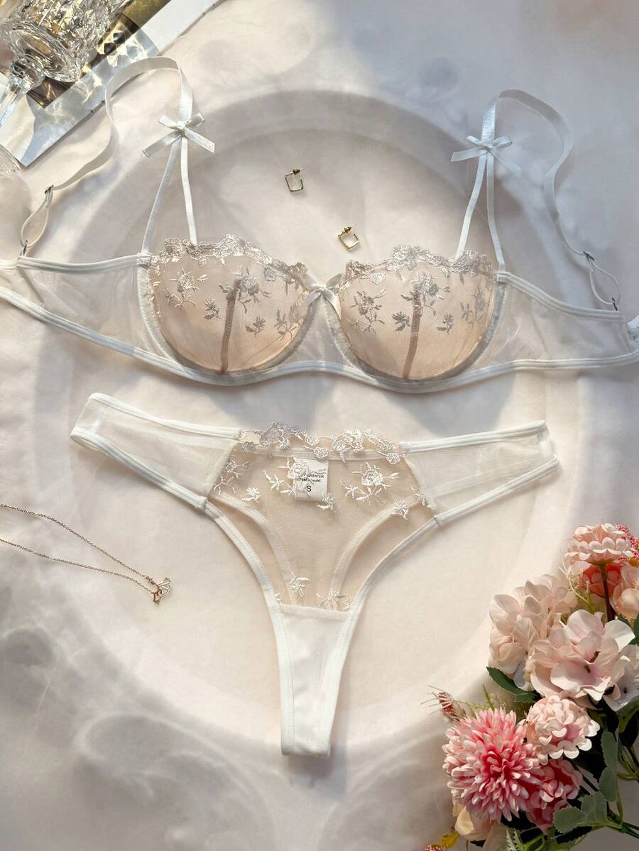 SHEIN Crystal Vow طقم لانجري رومانسي وجذاب قطعتين