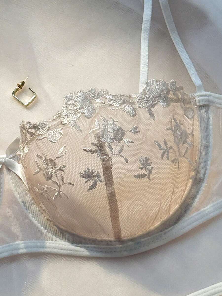 SHEIN Crystal Vow طقم لانجري رومانسي وجذاب قطعتين