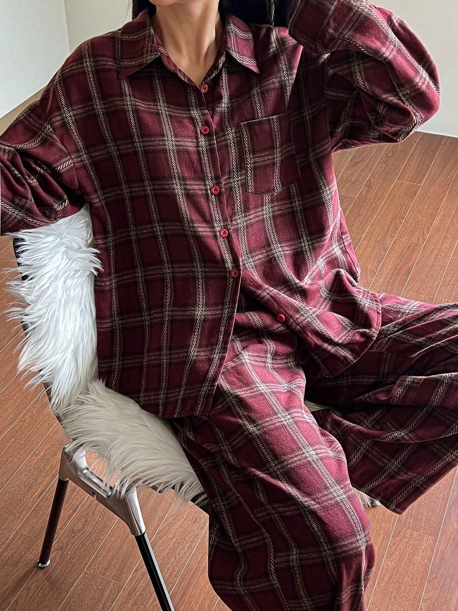 SHEIN DAZY بيجامة نسائية مربعة فضفاضة