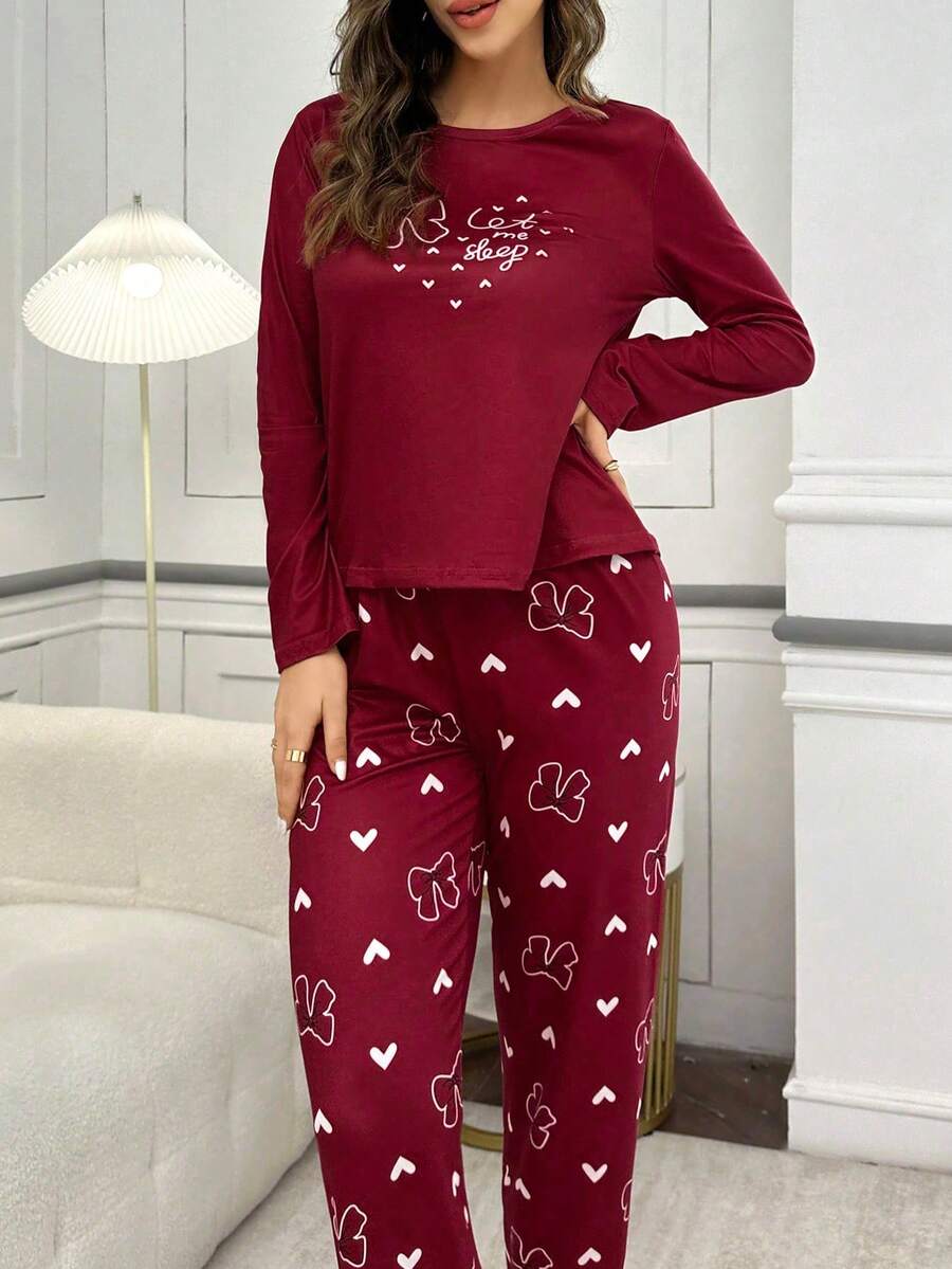 SHEIN طقم بيجامة قطعتين كم طويل بطباعة فيونكة وقلب