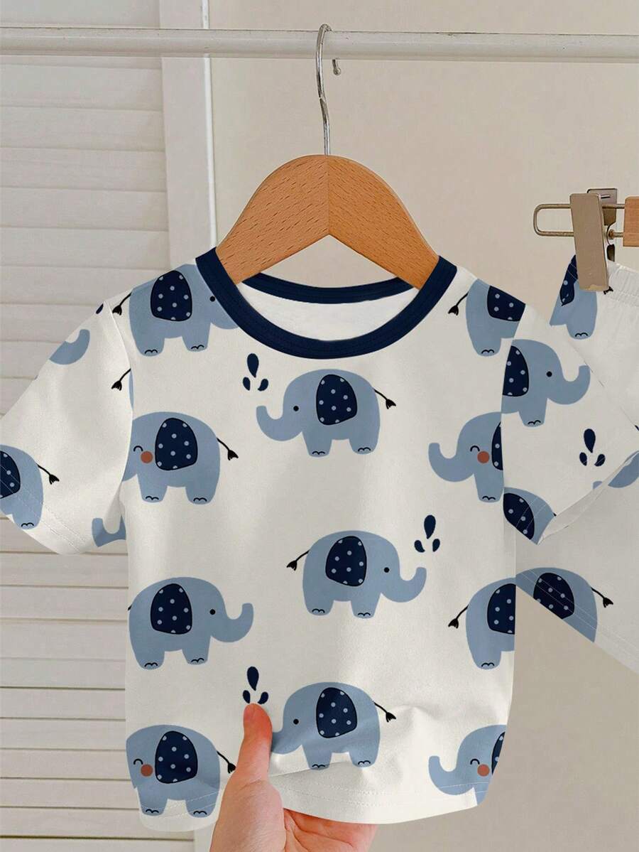 SHEIN طقم ملابس منزلية كاجوال فضفاضة للأولاد برسومات فيلة