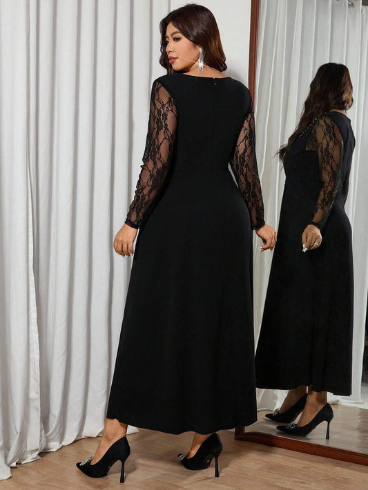 SHEIN Modelyn فستان أسود للمقاسات الكبيرة مطرز بالراين ستون بأكمام دانتيل طويلة