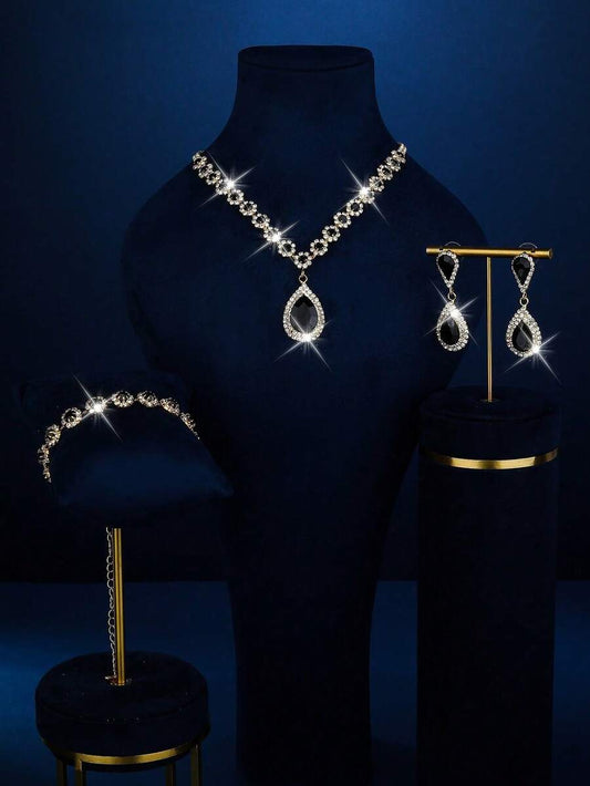 SHEIN طقم مجوهرات 4 قطع ذهبي اسود أنيق