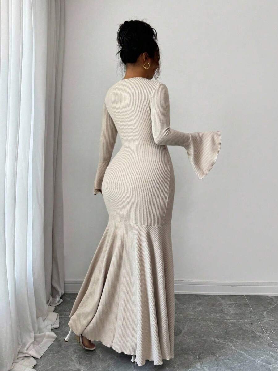 SHEIN Elenzga فستان طويل بأكمام واسعة للمقاسات الكبيرة