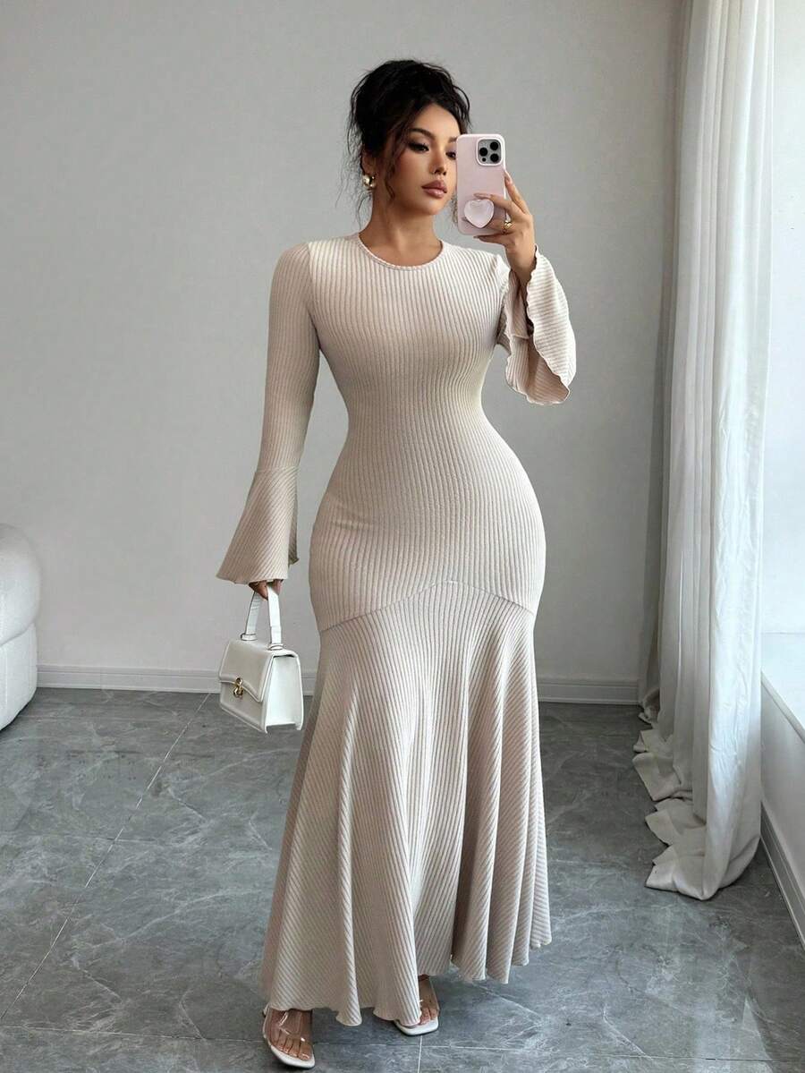 SHEIN Elenzga فستان طويل بأكمام واسعة للمقاسات الكبيرة